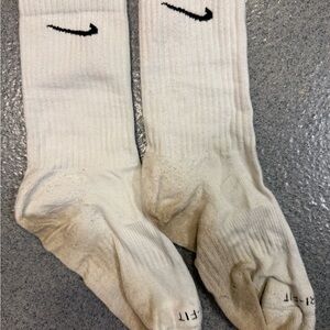 Men’s Nike White Crew Socks Size 8 - 12 WELL WORN – Plenty of Miles